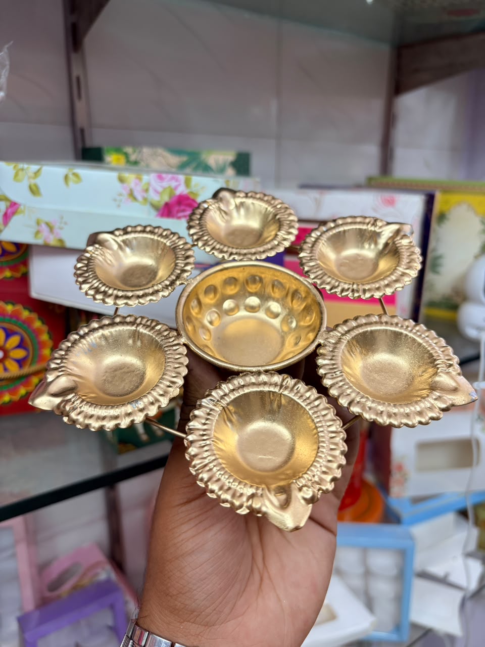 6-Diya Metal Urli Bowl