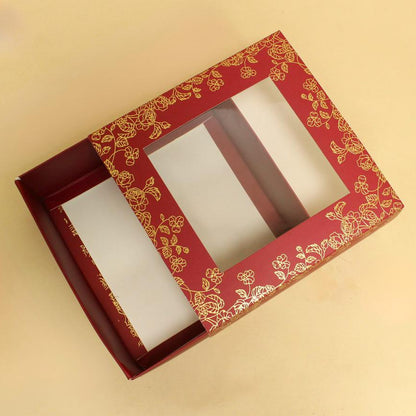 Festive Special Premium Hamper Packaging Box With Golden Leaf Printing